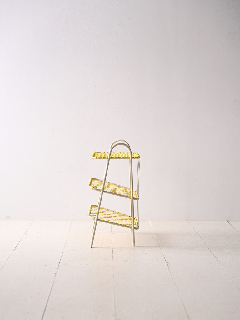 Yellow rubber and metal magazine rack | Casafika