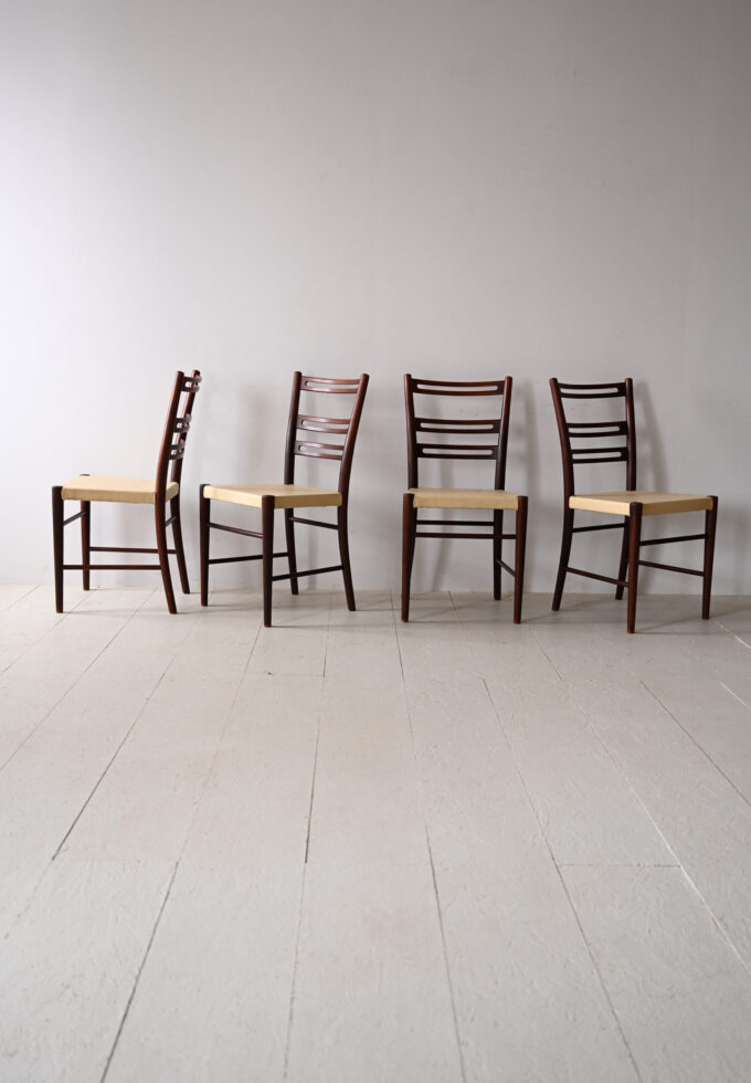 Set of 4 wooden Scandinavian chairs