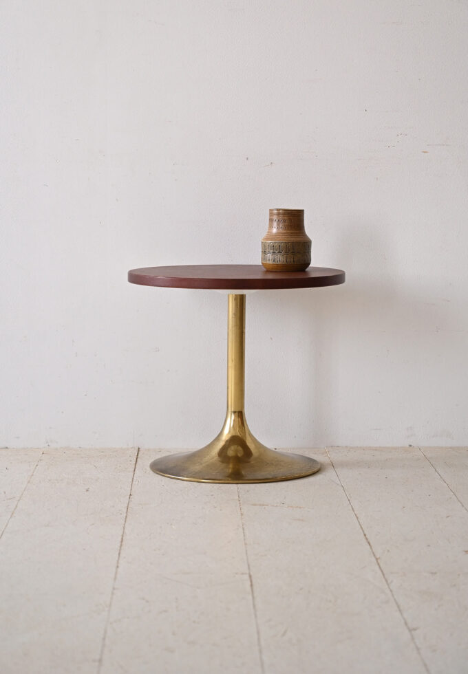 Vintage round side table in leather and metal