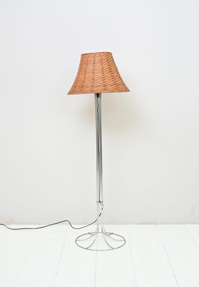 Floor lamp with rattan shade
