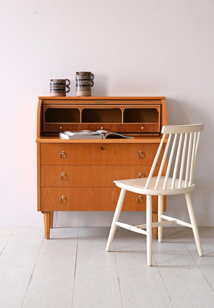 Secretaire scandinavo con scrittoio