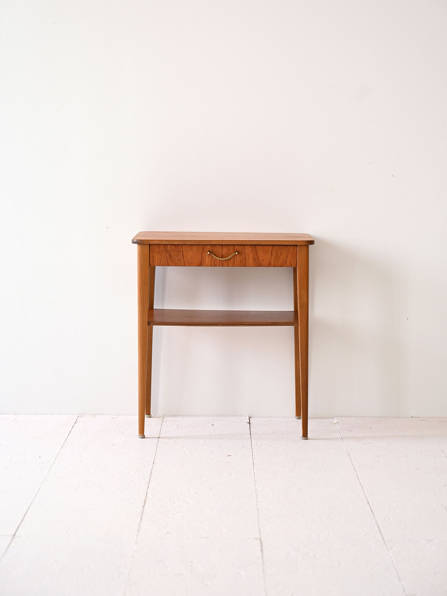 Comodino retrò teak-b Comodino retrò in teak-b