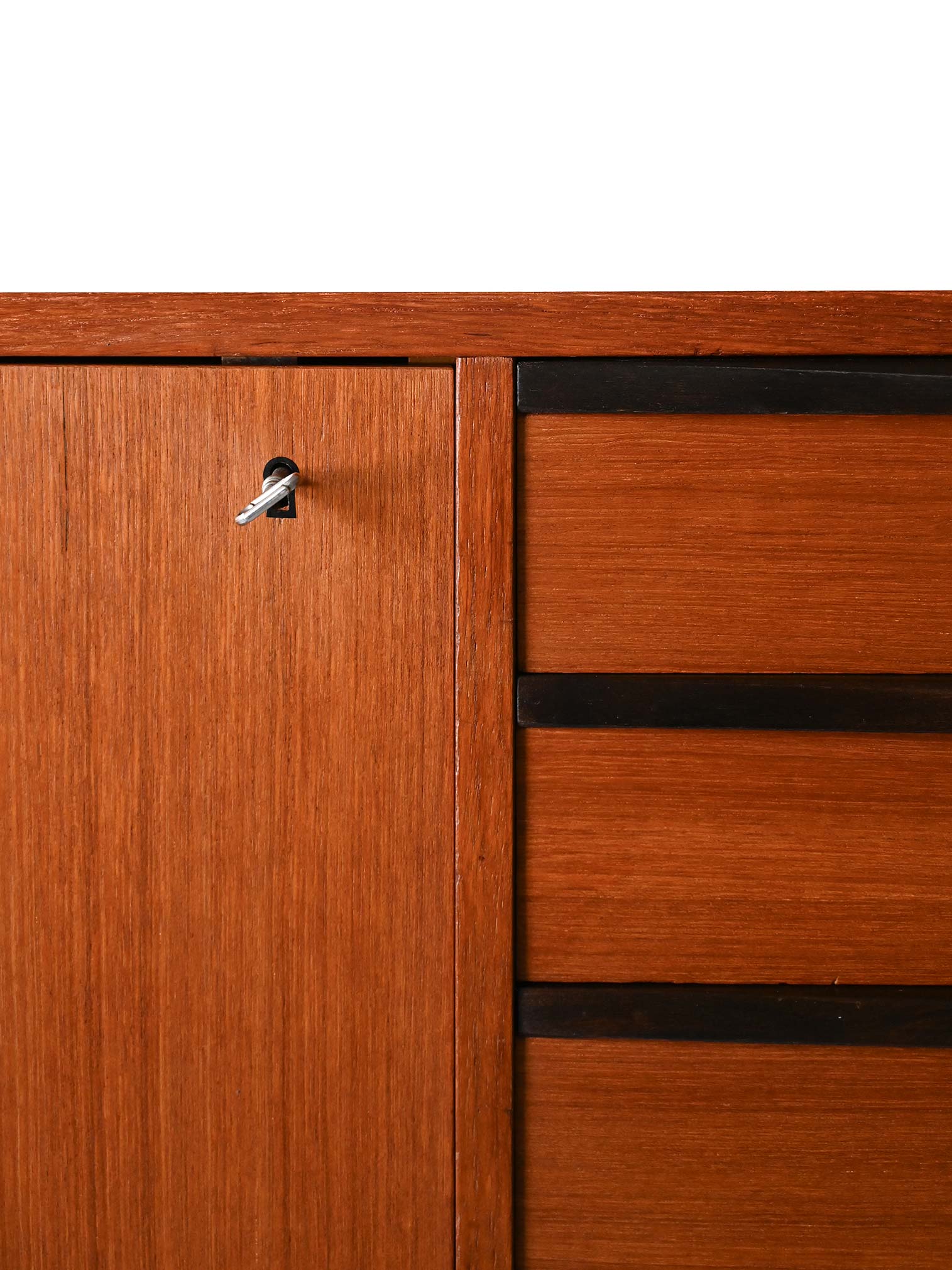 Highboard scandinavo teak 50s-h Highboard scandinavo in teak, anni '50-h