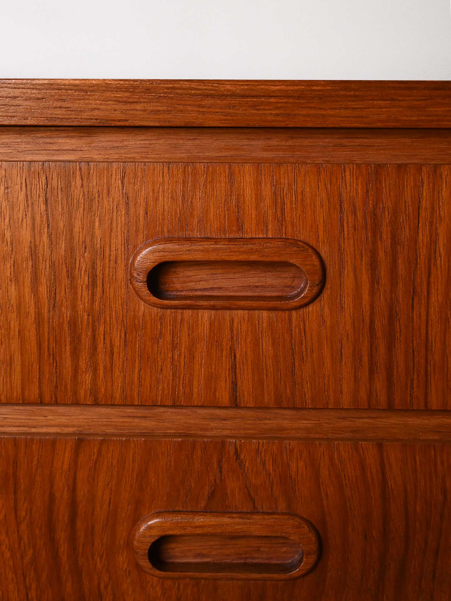 Scrivania vintage teak-h Scrivania vintage in teak-h