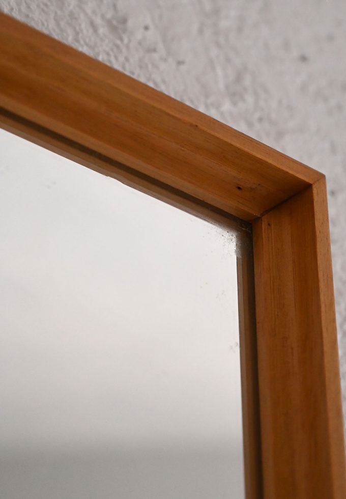 Specchio scandinavo in rovere anni '60 – Cornice in legno vintage-b