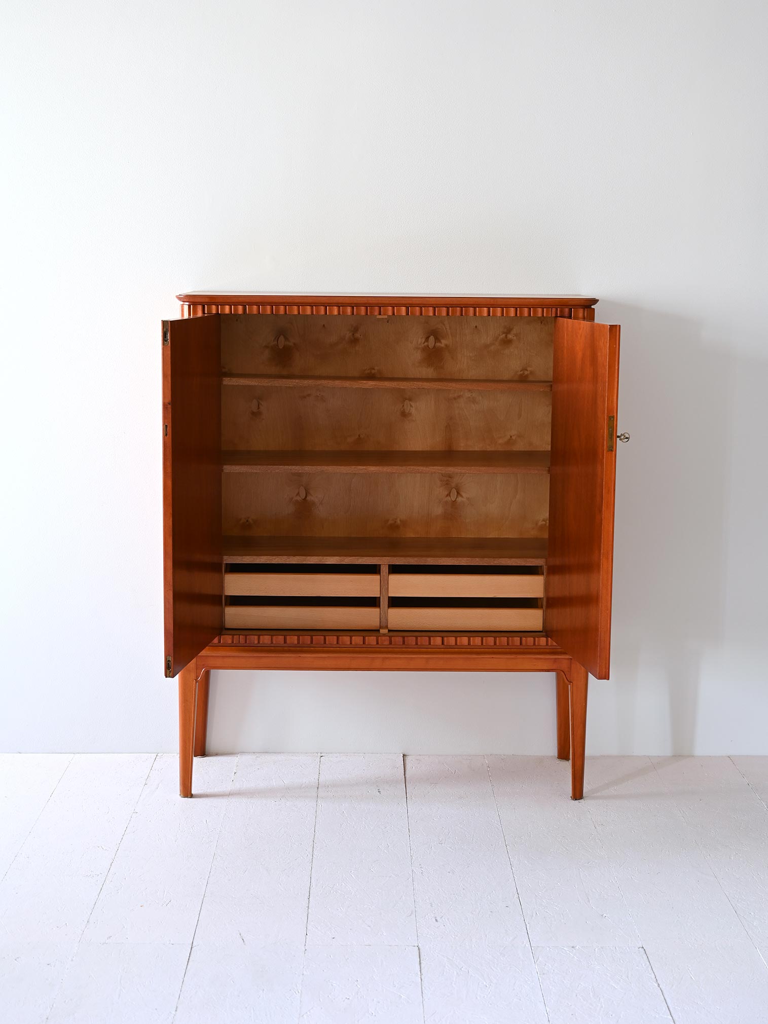 Cabinet vintage mogano-c Cabinet vintage in mogano-c
