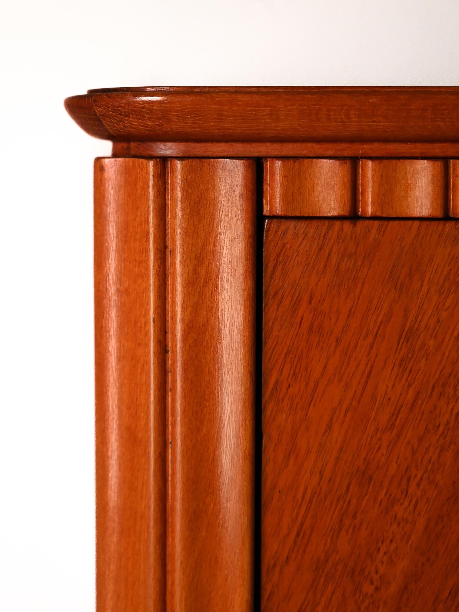 Cabinet vintage mogano-f Cabinet vintage in mogano-f