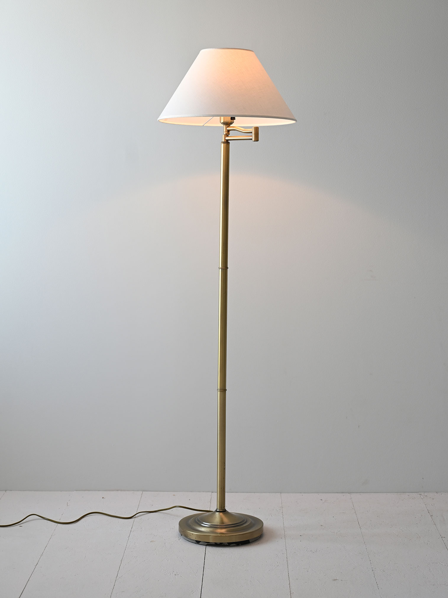 Lampada vintage dorata terra-a Lampada vintage dorata da terra-a