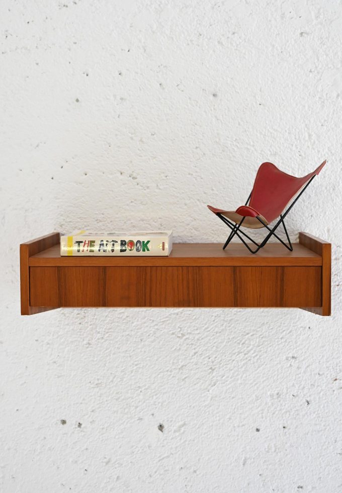 Comodino vintage da appendere-a