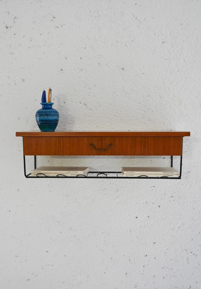 Comodino scandinavo sospeso con cassetto-a