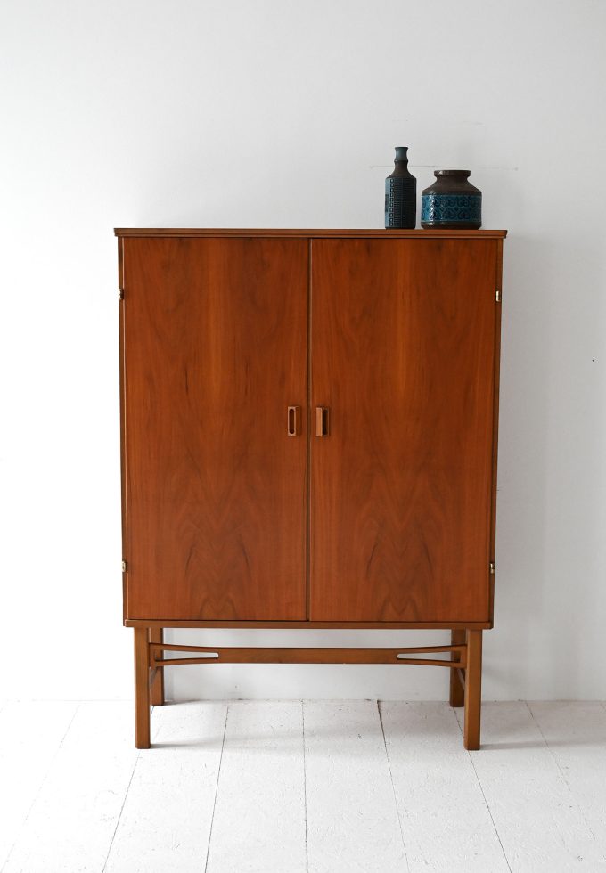 Madia scandinava anni 60-a