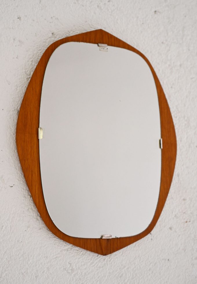 Piccolo specchio scandinavo in teak anni '50 – Design vintage-b