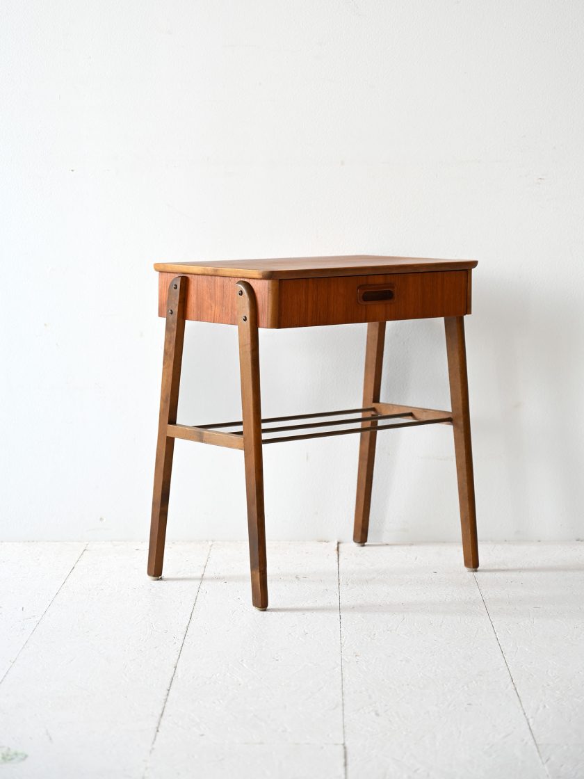 Comodino svedese anni '60-c