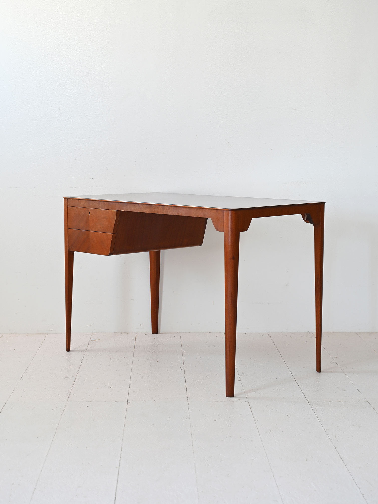 Scrivania scandinava anni 60-d Scrivania scandinava anni 60-d