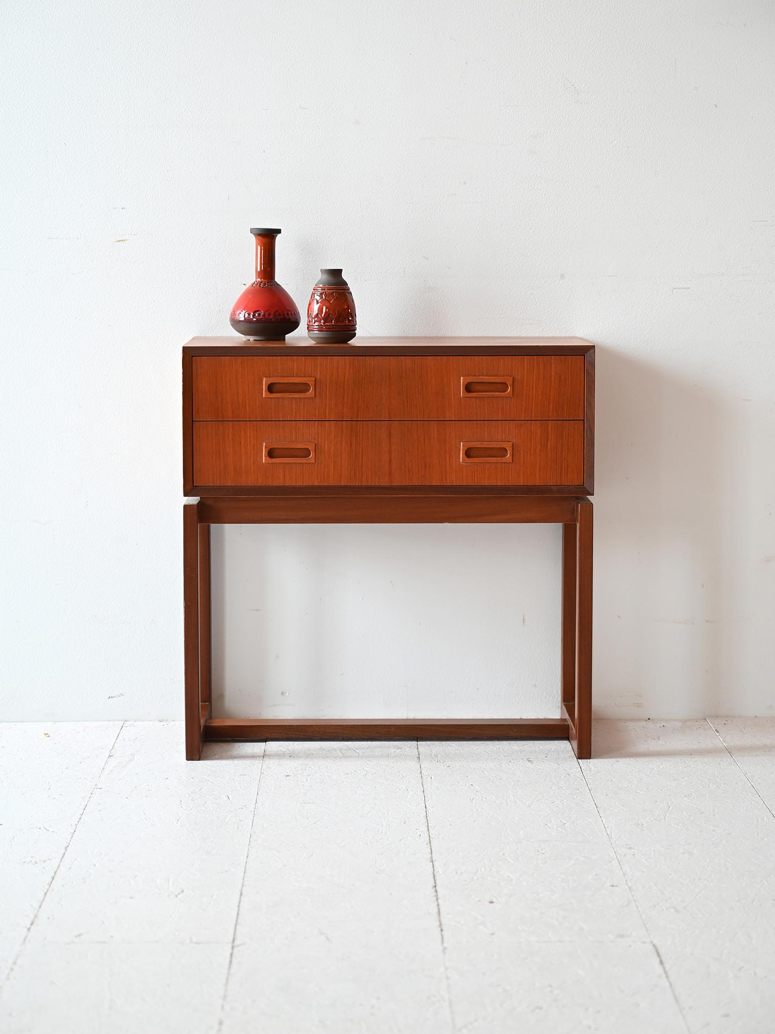 Comodino in teak anni '60-a