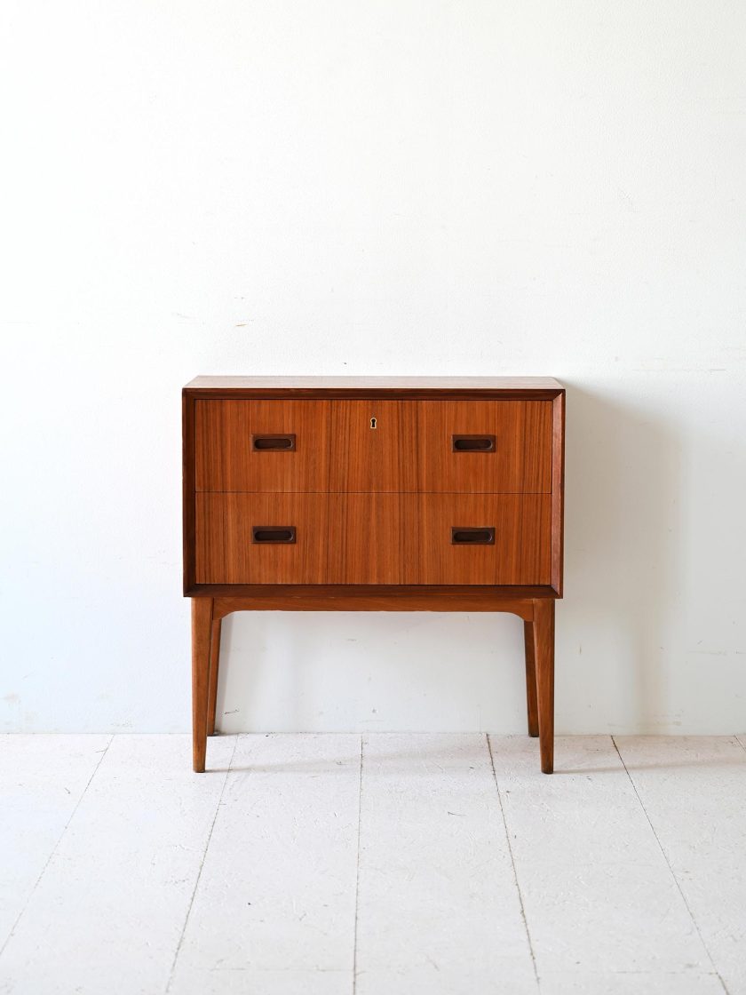 Comodino anni '50 in teak con cassetti-b