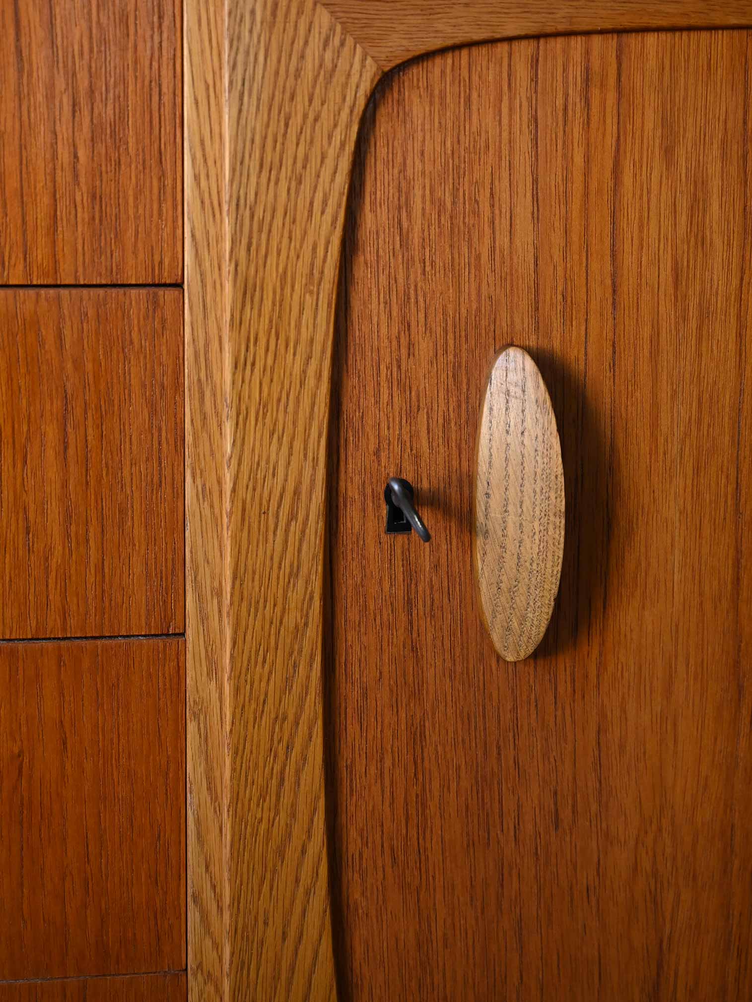 Vintage teak-i sideboard Vintage teak-i sideboard