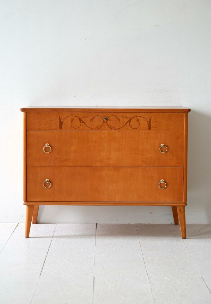 Cassettiera scandinava in rovere e radica-b