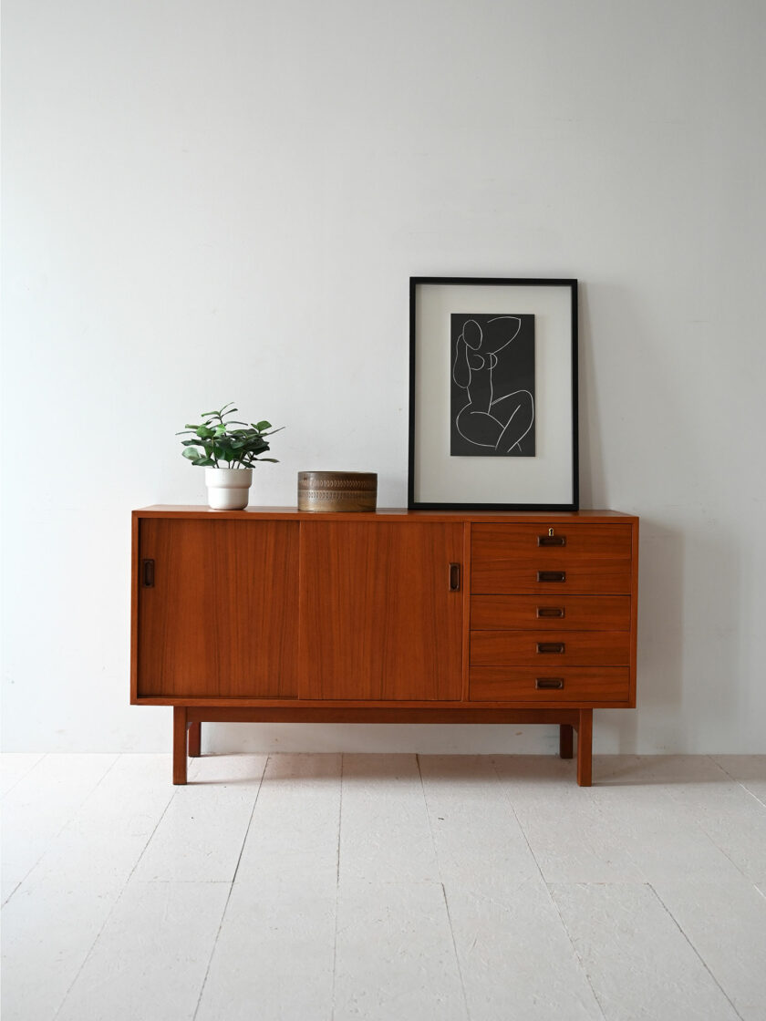 Sideboard scandinavo in teak con ante scorrevoli-a