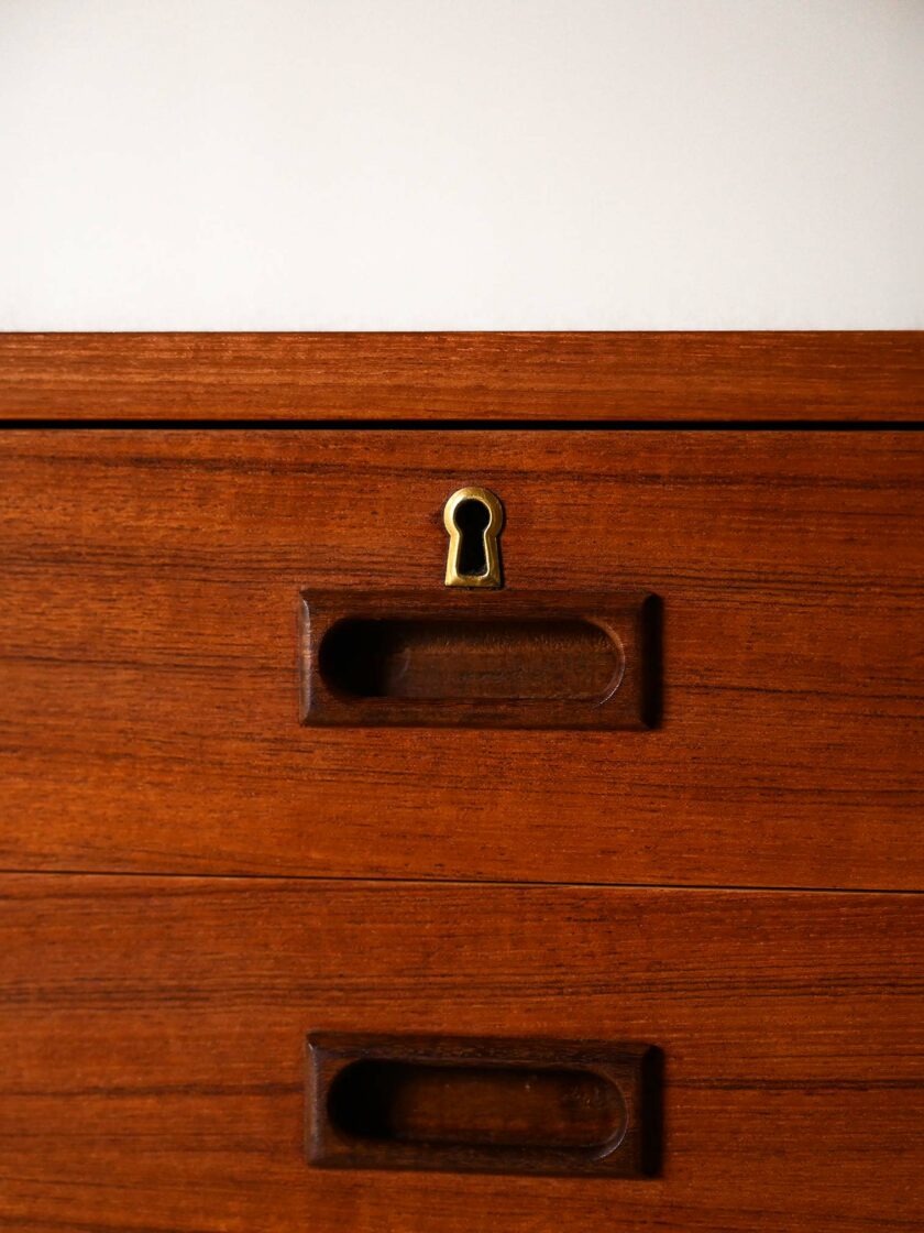 Sideboard scandinavo in teak con ante scorrevoli-h