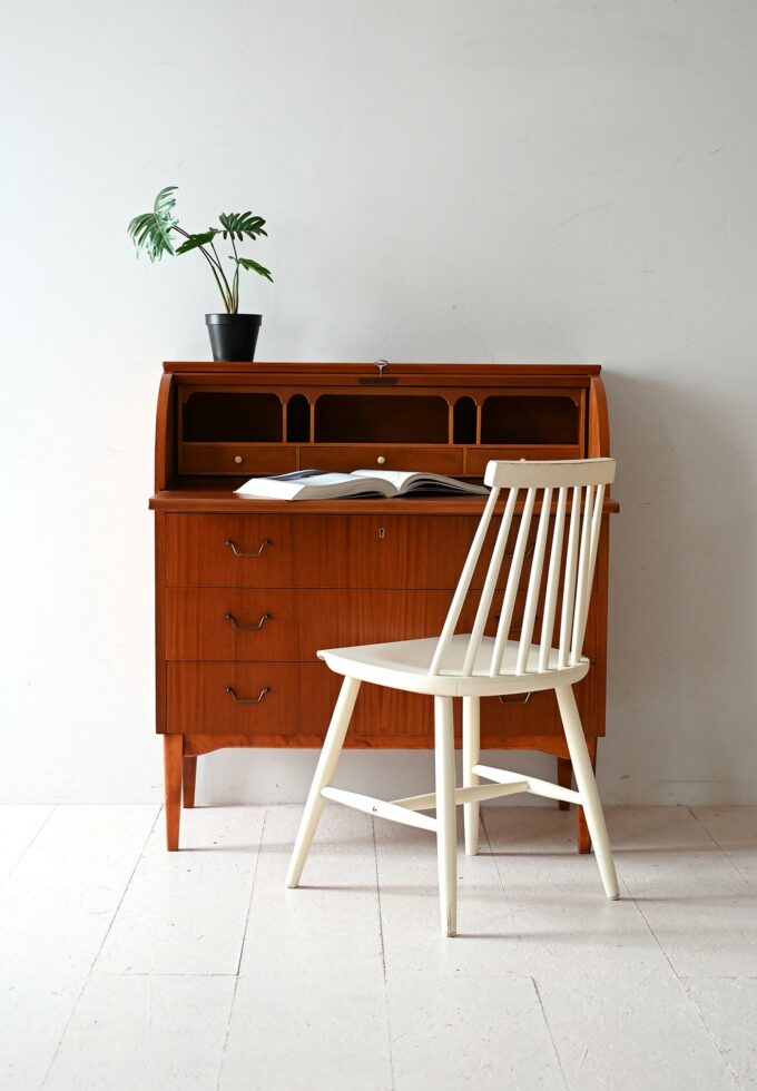 Secretaire anni ’50 con chiusura a rullo-a