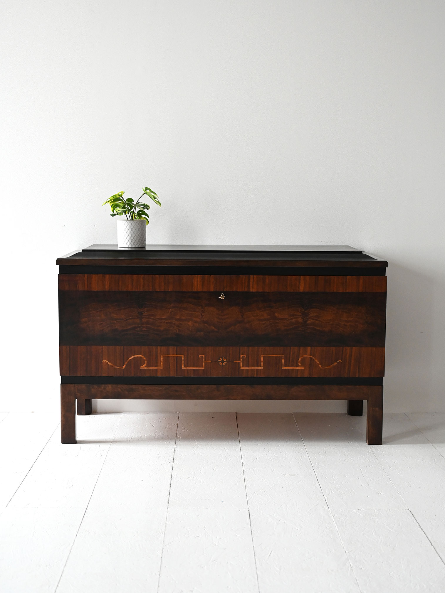 Sideboard Art Decó scandinavo radica 30s-b Sideboard Art Decó scandinavo in radica anni ’30-b