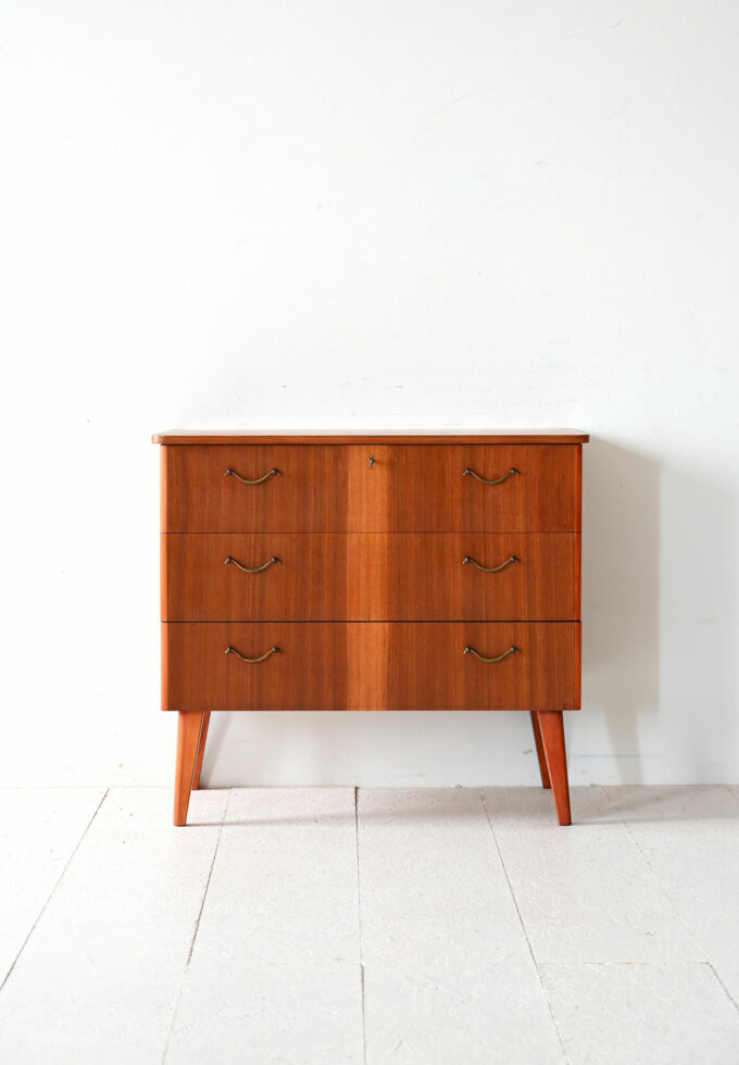 Cassettiera scandinava in teak anni '50/'60-b