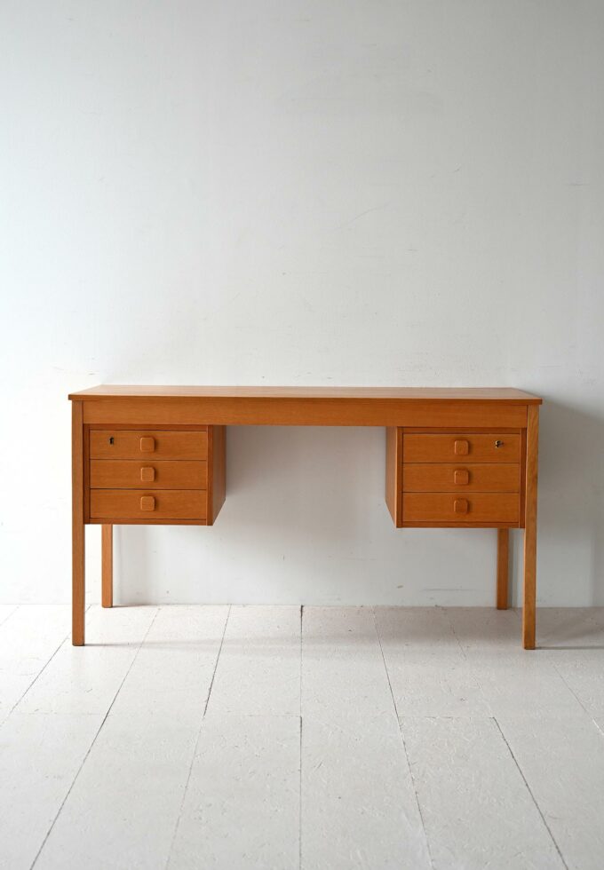 Scrivania danese vintage in teak chiaro-b
