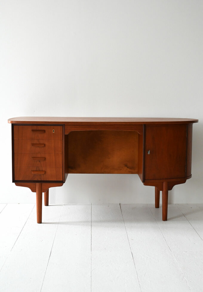 Scrivania ovale in teak anni ’60-b