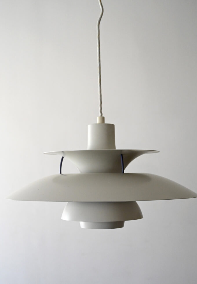 Lampadario PH 5 bianco di Poul Henningsen-b