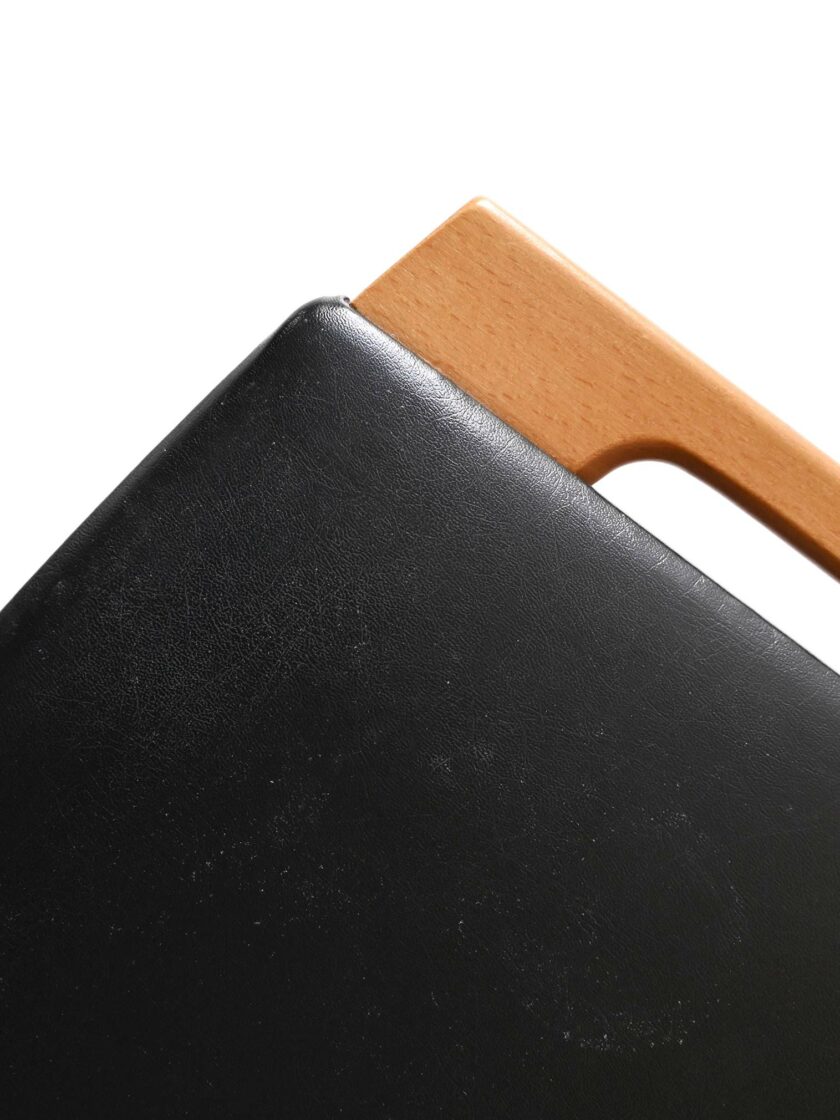 Sgabello vintage in legno e pelle-c