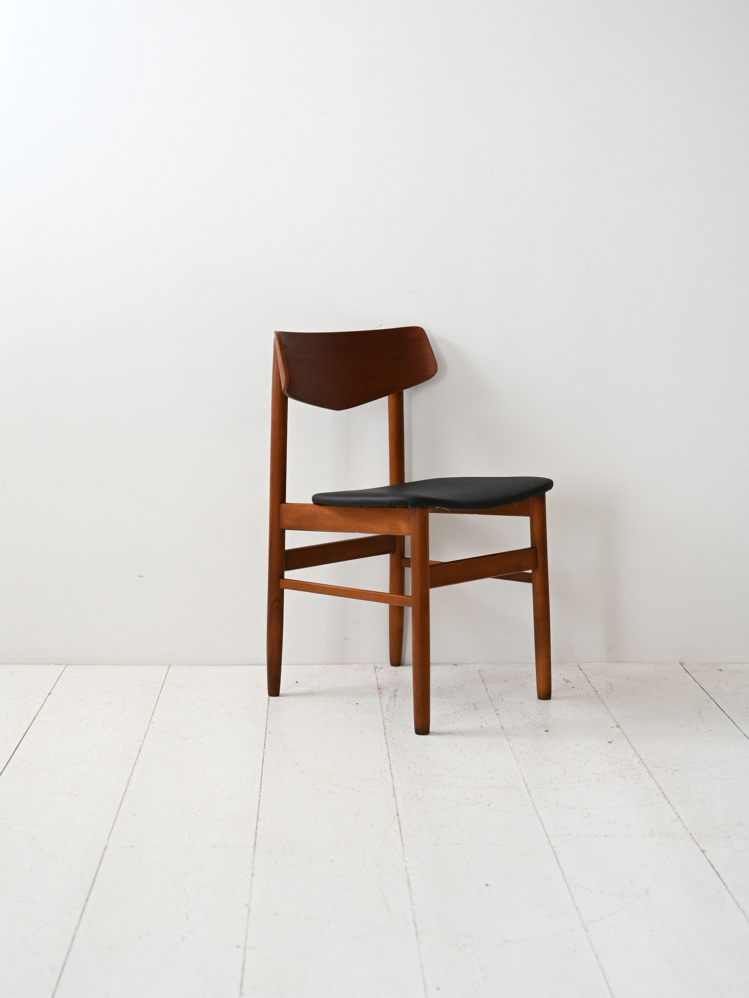 Set quattro sedie scandinave teak-i Set di quattro sedie scandinave in teak-i