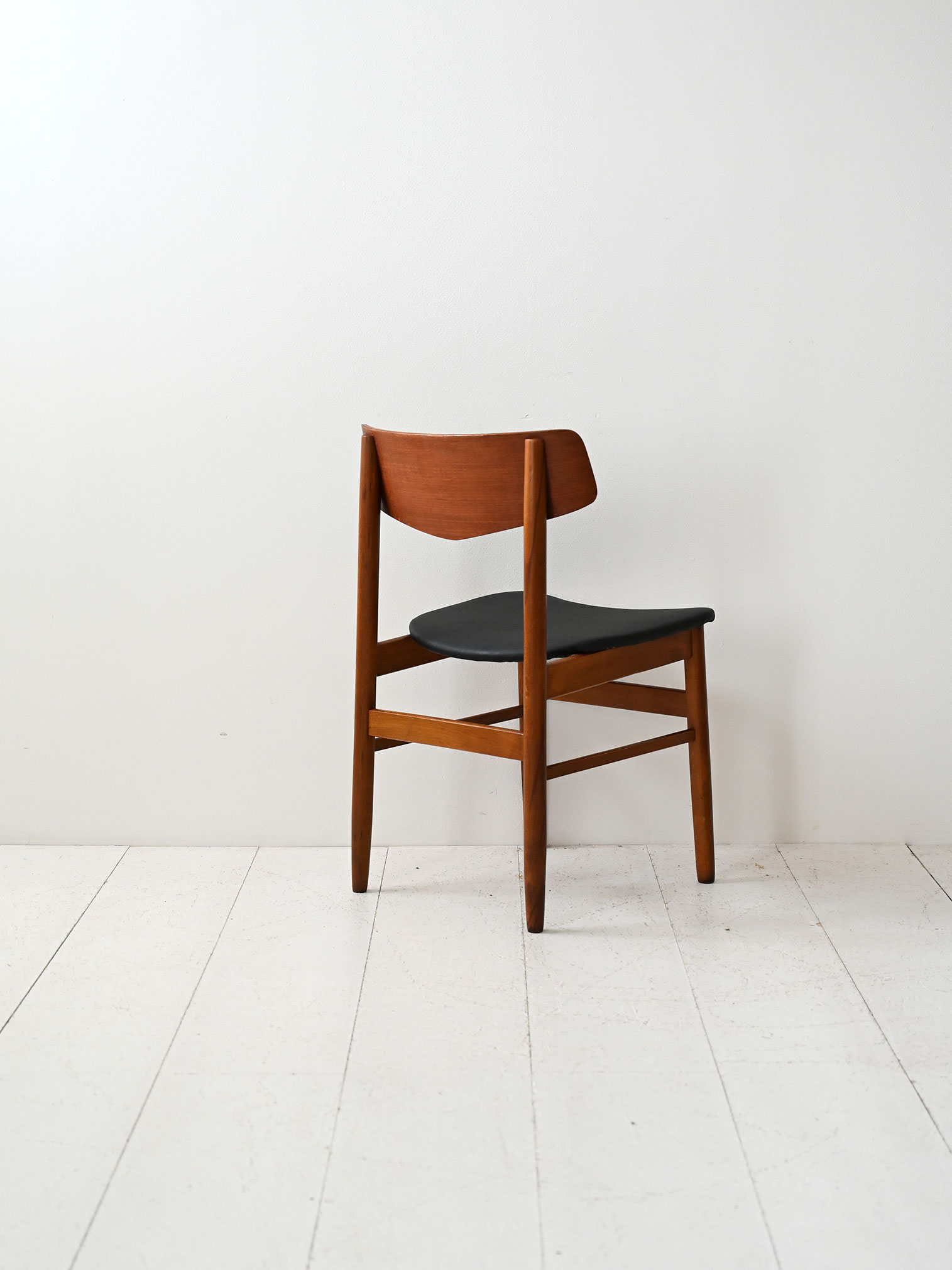 Set quattro sedie scandinave teak-m Set di quattro sedie scandinave in teak-m