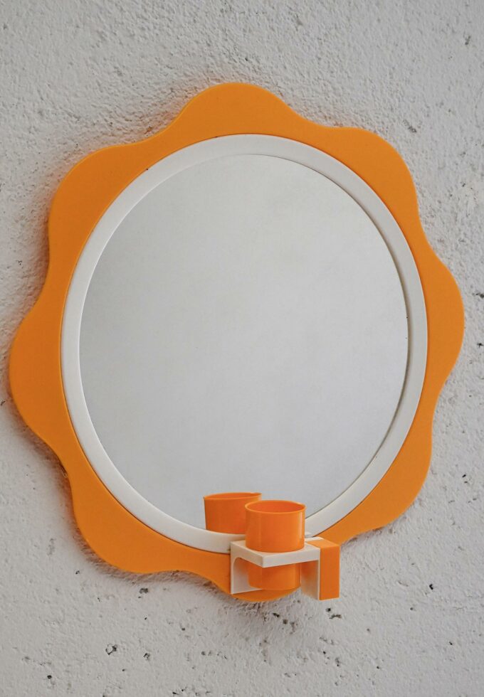 Finnish vintage mirror Mäkisen Kuvastin MK-298-b