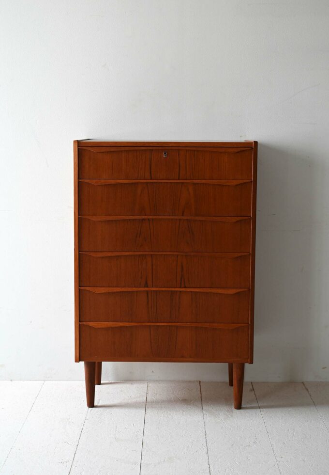 Cassettiera scandinava in teak anni '50/'60-b