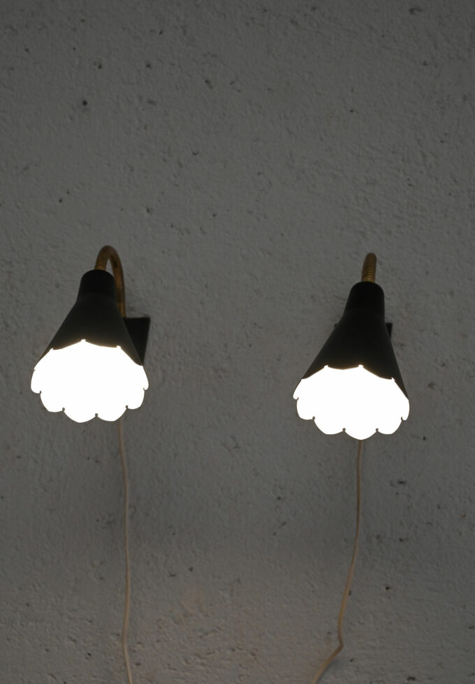 Coppia di appliques scandinave nere anni '50/'60-b