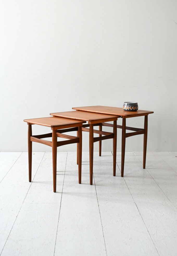 Set 3 Scandinavian 1960s teak-a side tables