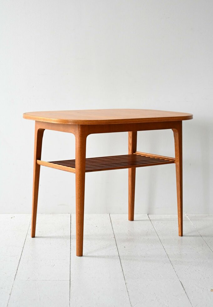 1960s Scandinavian coffee table in oak-b