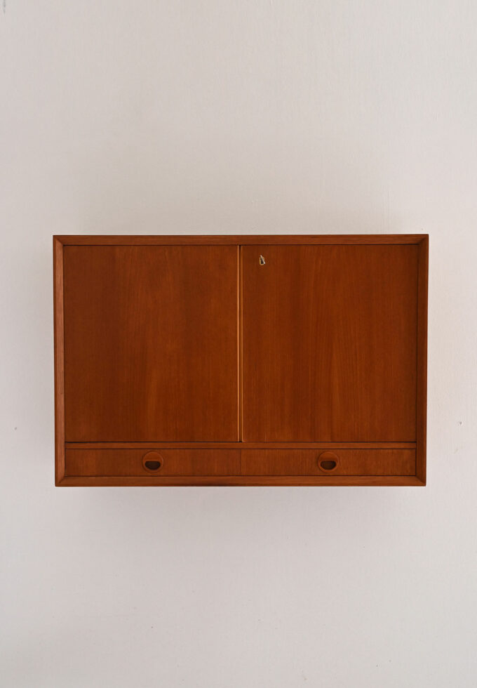 Vintage Scandinavian teak wall cabinet 1960s-b
