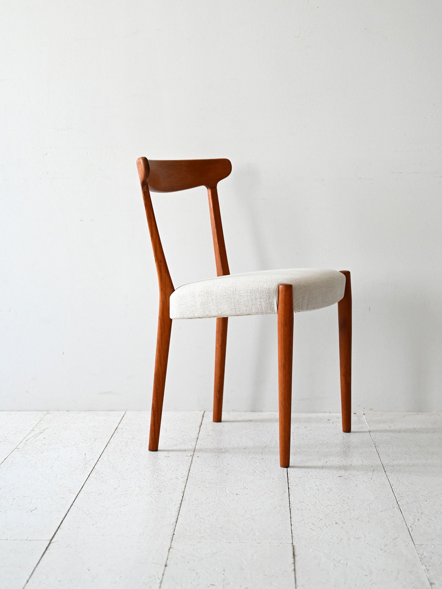 Sedia scandinava vintage anni 60 in teak curvato-a