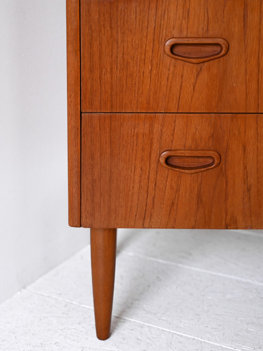 Cassettiera scandinava anni ’60 in teak-f
