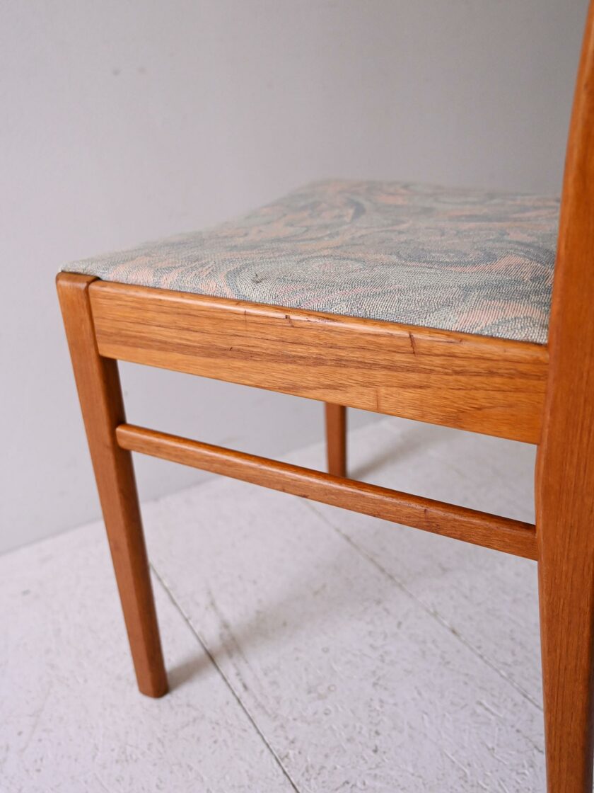 Set 4 sedie scandinave anni 60 in teak con tappezzeria originale-i
