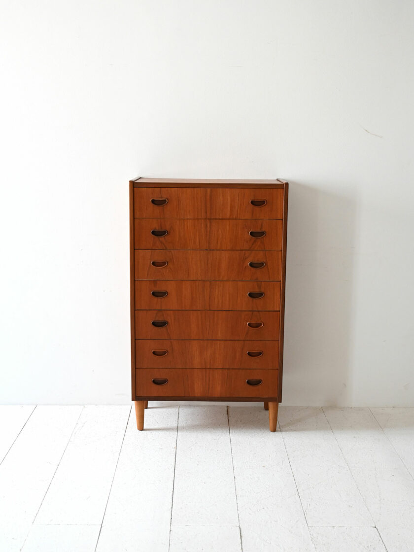 Scandinavian teak 1950s-b teak weekly table.
