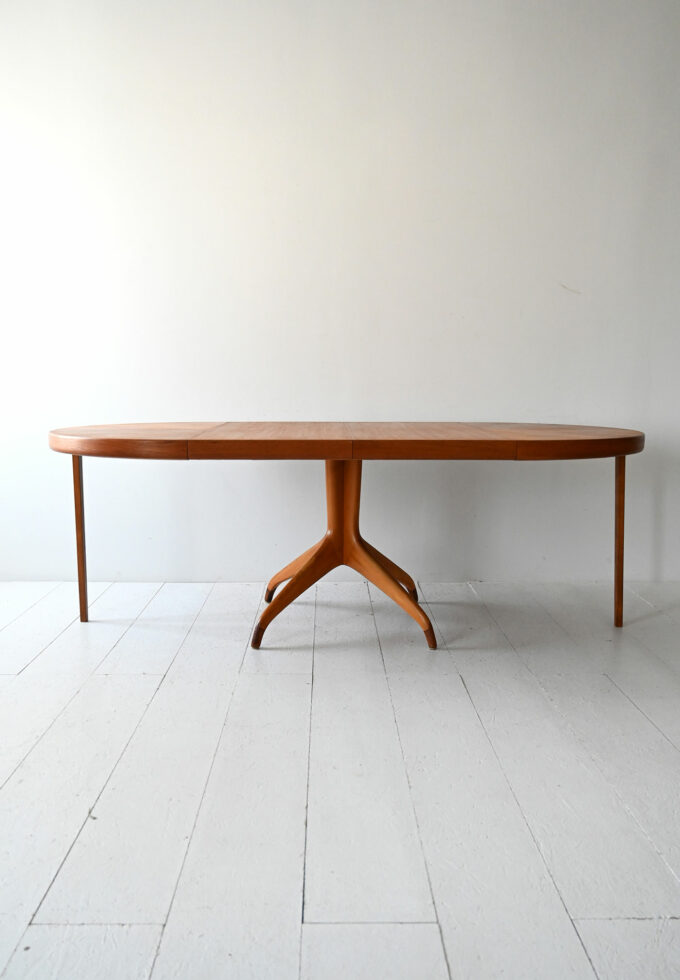 1950s extendable round table by David Rosén-a