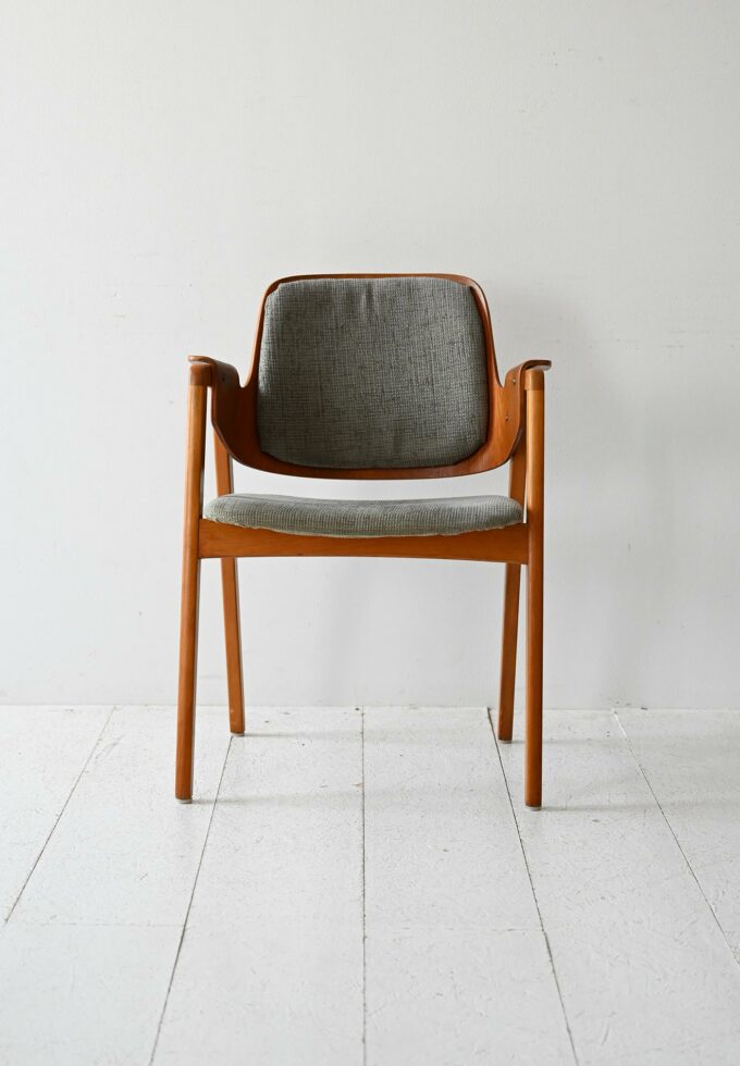 Scandinavian desk chair from the 1950s/60s-b