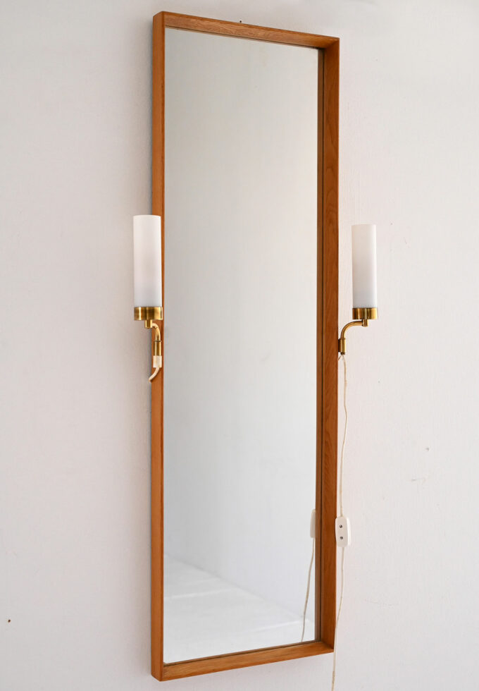 Vintage 1950s mirror with integrated wall sconces-b