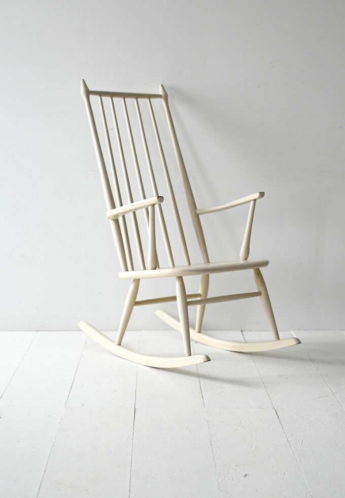 Scandinavian vintage rocking chair in white lacquered wood-b