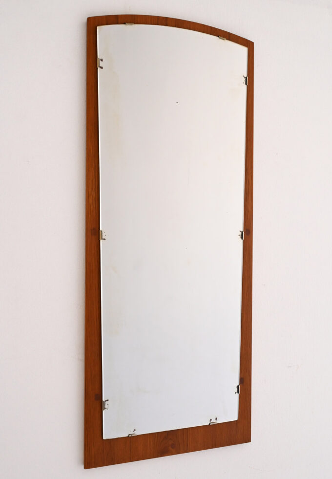 Specchio scandinavo vintage in teak anni ’60-a