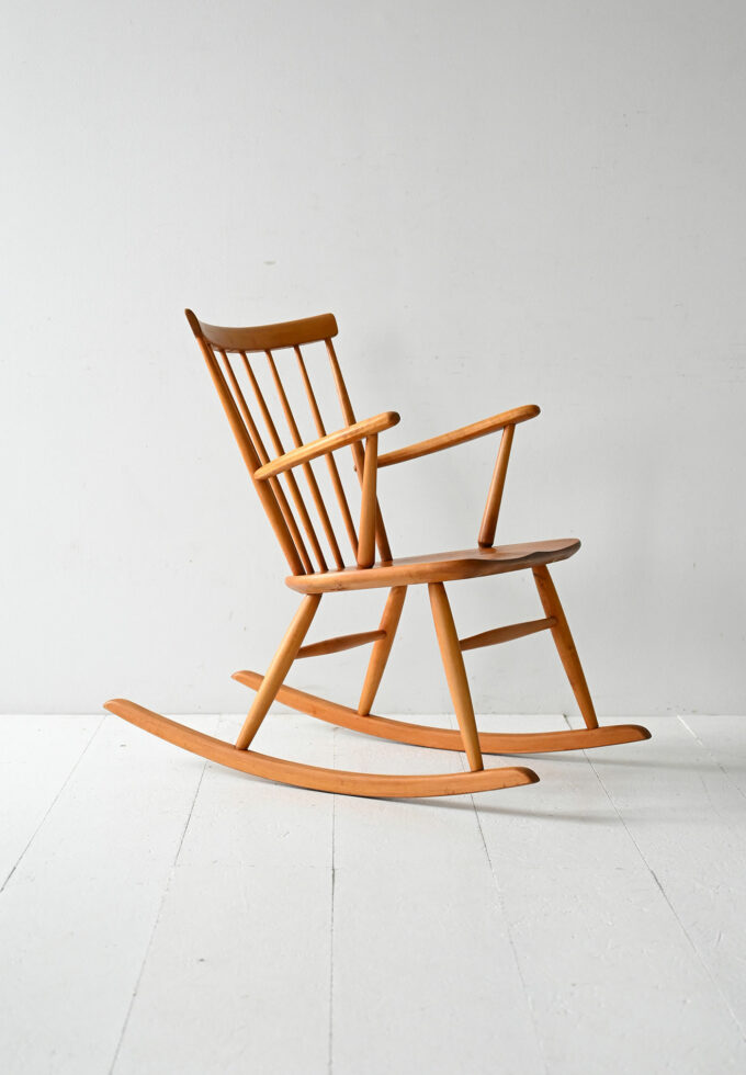 Scandinavian 50s/60s rocking chair in beech and teak-b