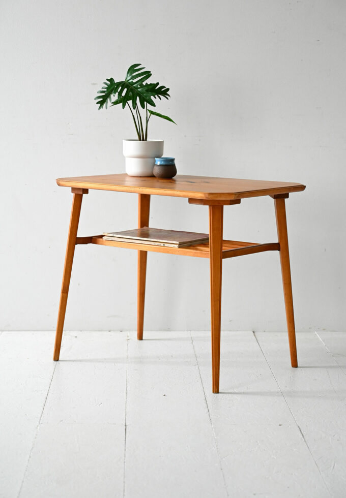 Tavolino scandinavo vintage in betulla con intarsio-a